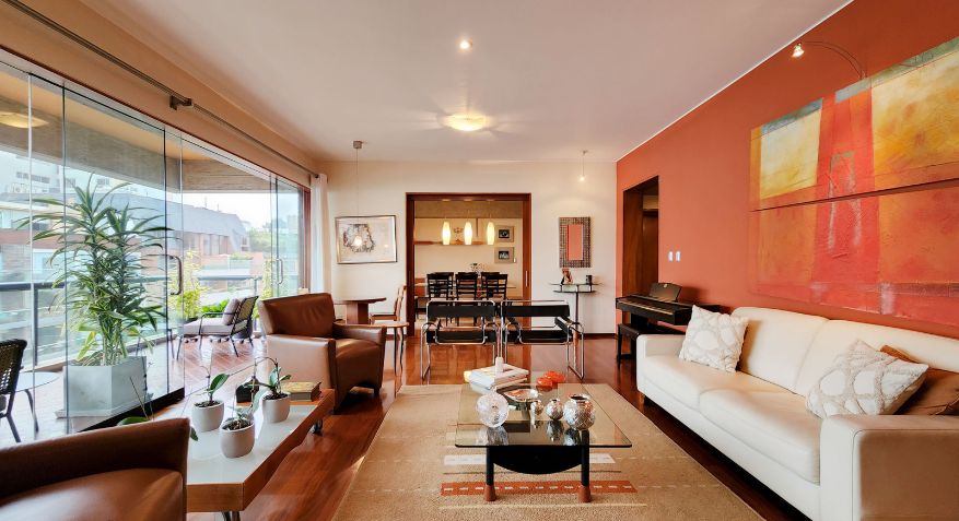 Vive en San Isidro venta lindo e iluminado  departamento en  Los Laureles - 